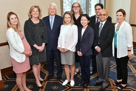 Rose-Hills-lunch_small