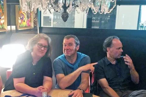 Samantha-Artur-Greg