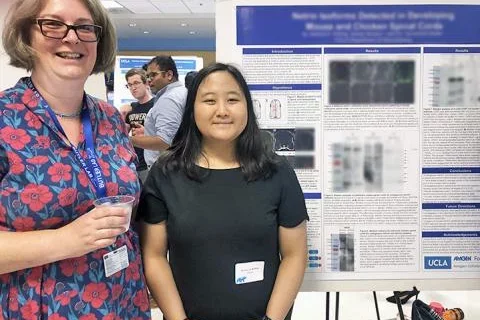 Samantha-and-Jessica_