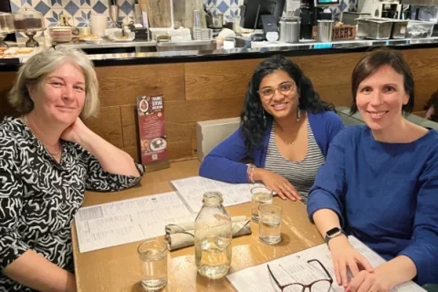 Samantha, Sup and Caroline at dinner