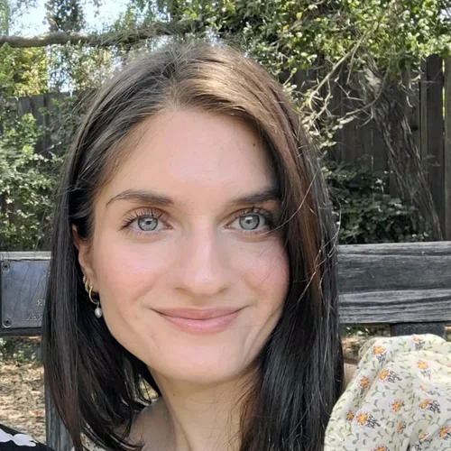 portrait of a smiling woman